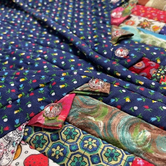 VINTAGE Handmade Patchwork Quilted Colorful Vest - Picture 10 of 13